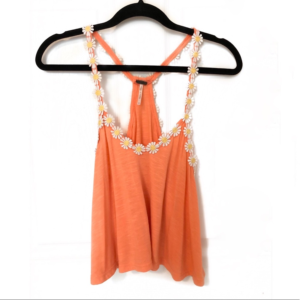 🌱2/$15 Flowy coral daisy top